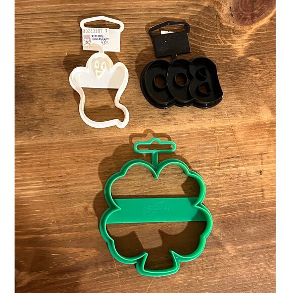 Vtg Wilton Cookie Cutters Lot Ghost Boo Clover Halloween St Patrick’s Day 1990s - Picture 2 of 3
